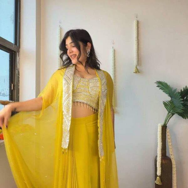 ✨ NEW LAUNCH – Indo-Western Three-Piece Set ✨ Product Code: LG-1931